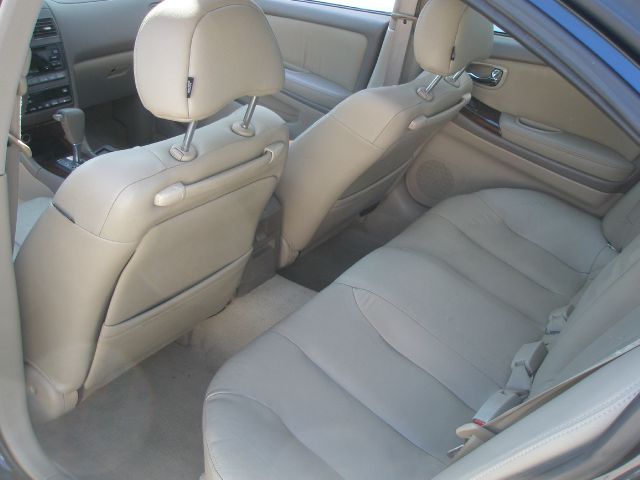 2001 Infiniti I30 Coupe