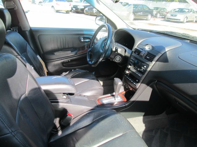 2001 Infiniti I30 Unknown