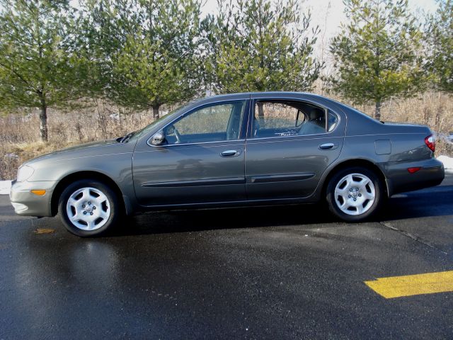 2001 Infiniti I30 3.5