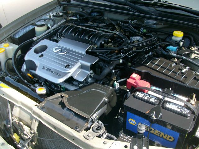 2001 Infiniti I30 Unknown