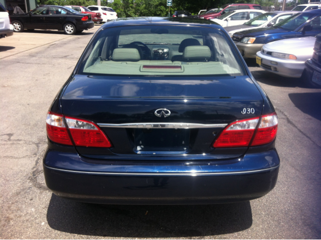 2001 Infiniti I30 Coupe