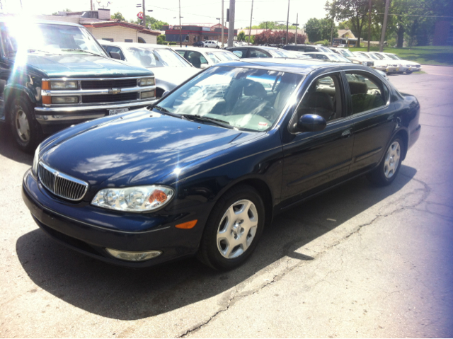 2001 Infiniti I30 Coupe