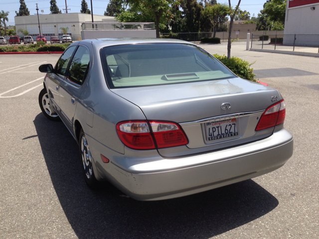 2001 Infiniti I30 3.5