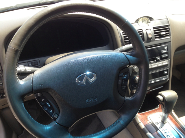 2001 Infiniti I30 3.5