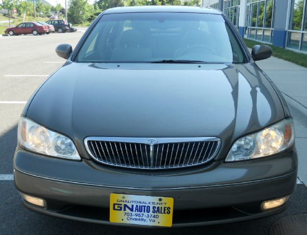 2001 Infiniti I30 Coupe