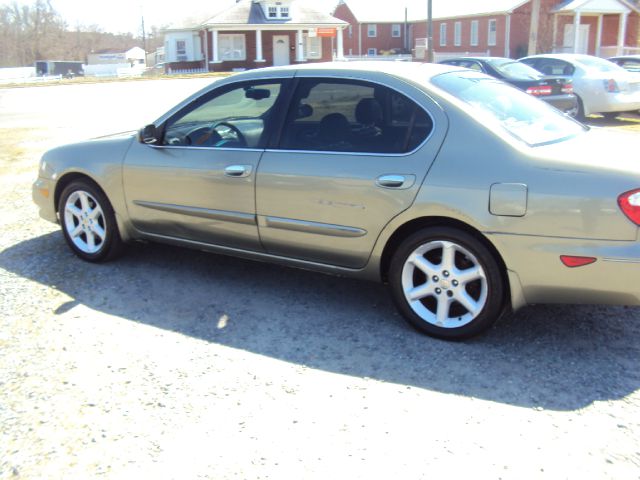 2001 Infiniti I30 Coupe
