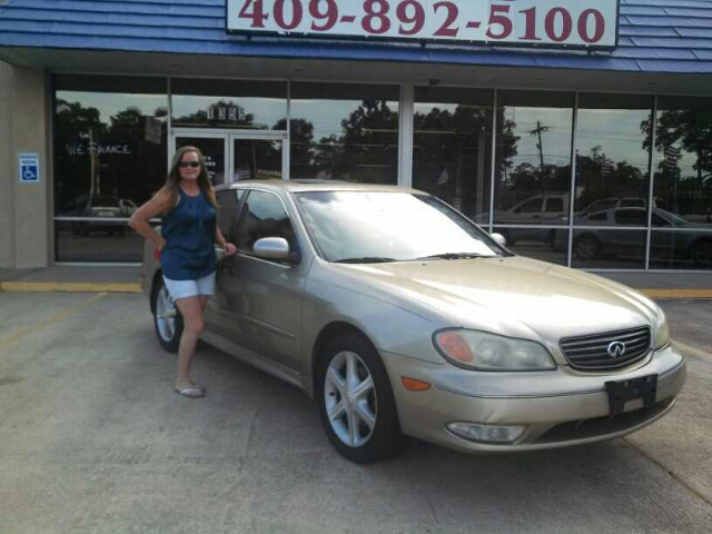 2002 Infiniti I35 Base