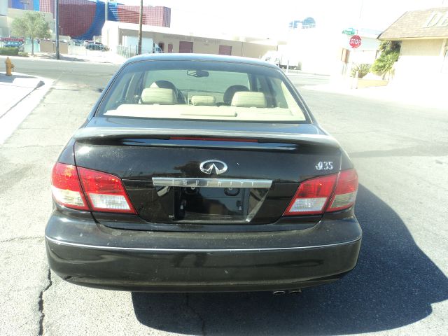 2004 Infiniti I35 Unknown