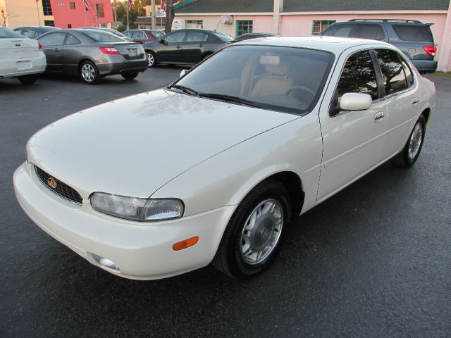 1995 Infiniti J30 Coupe