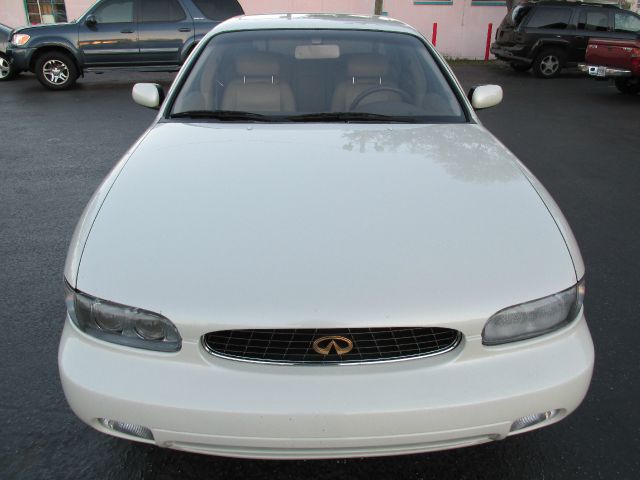 1995 Infiniti J30 Coupe