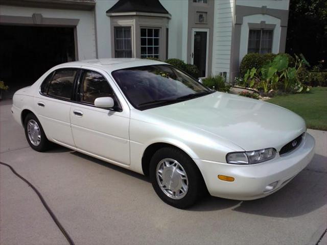 1997 Infiniti J30 Unknown