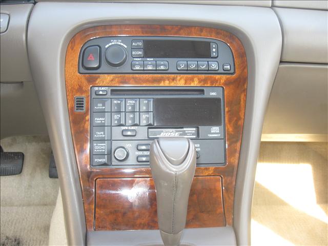 2005 Infiniti J30 Unknown