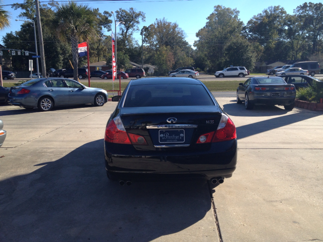 2006 Infiniti M 2dr Cpe SRT8 Coupe
