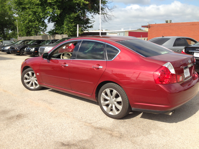 2006 Infiniti M 2dr Cpe SRT8 Coupe