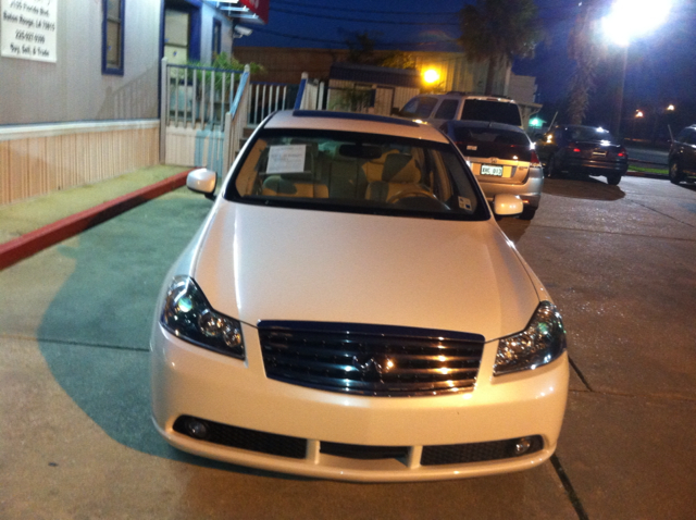 2007 Infiniti M W/ Navigationbackup Camera