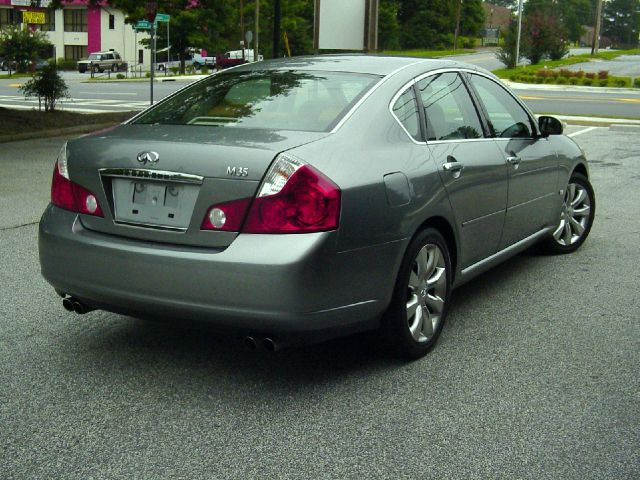 2006 Infiniti M35 Unknown