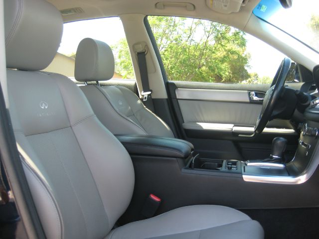 2006 Infiniti M35 2dr Cpe SRT8 Coupe