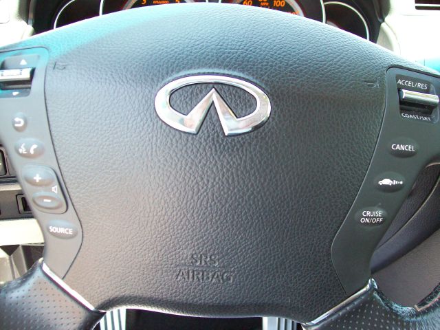 2006 Infiniti M35 2dr Cpe SRT8 Coupe