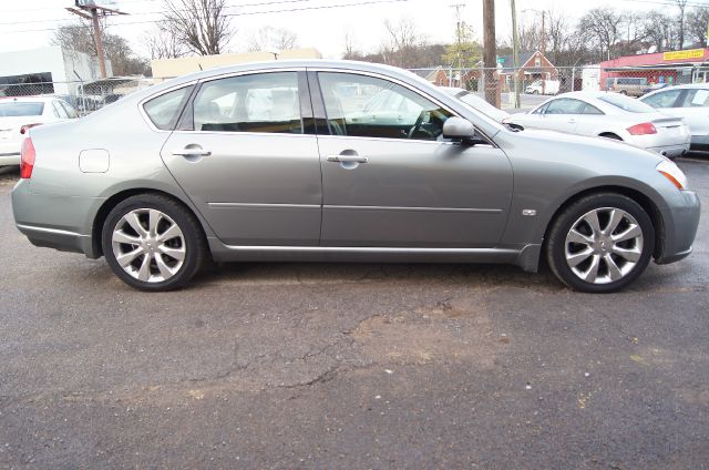 2006 Infiniti M35 Limited - Immaculate