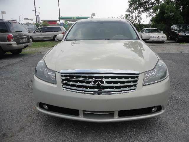 2006 Infiniti M35 2dr Cpe SRT8 Coupe