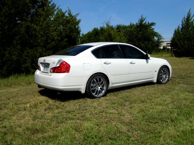 2006 Infiniti M35 2dr Cpe SRT8 Coupe