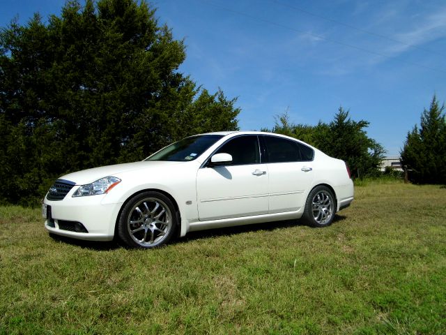 2006 Infiniti M35 2dr Cpe SRT8 Coupe
