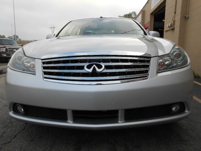 2006 Infiniti M35 Evolution AWD
