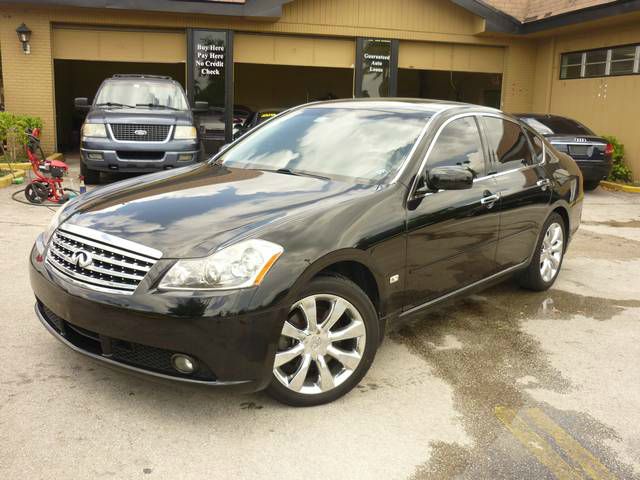 2006 Infiniti M35 2dr Cpe SRT8 Coupe
