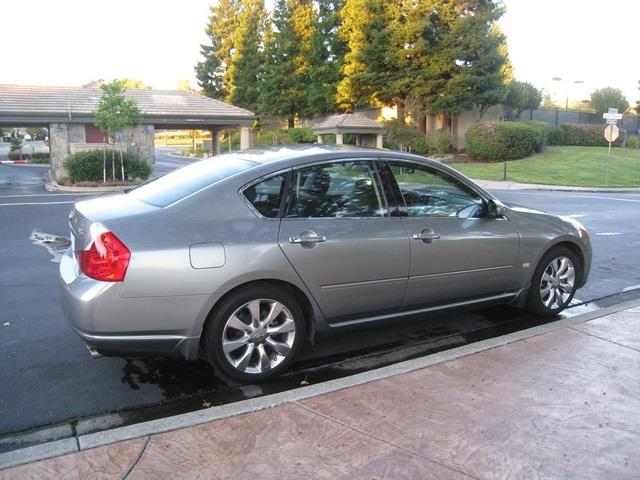 2007 Infiniti M35 Limited Sport Utility 4D