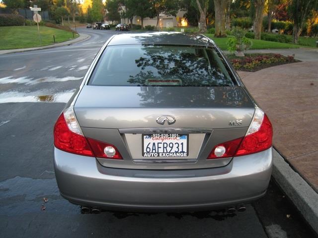 2007 Infiniti M35 Limited Sport Utility 4D