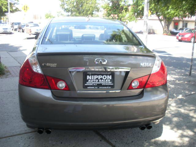 2007 Infiniti M35 9Y