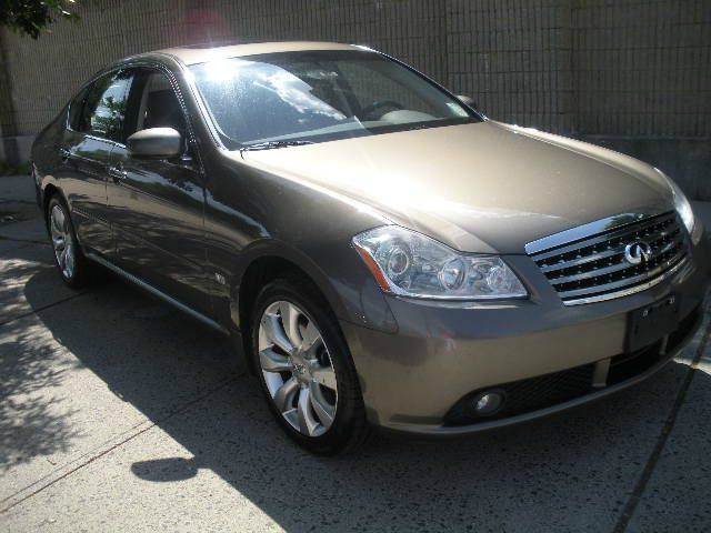 2007 Infiniti M35 9Y