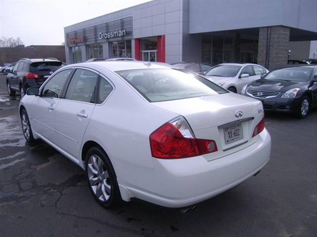 2007 Infiniti M35 Unknown