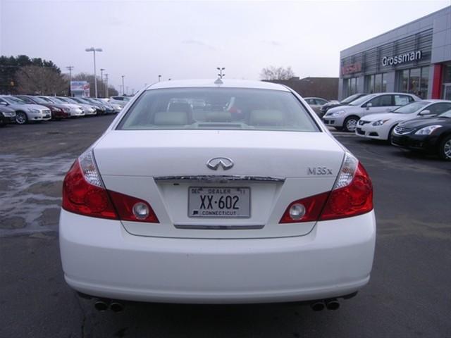 2007 Infiniti M35 Unknown