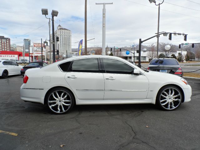 2008 Infiniti M35 9Y
