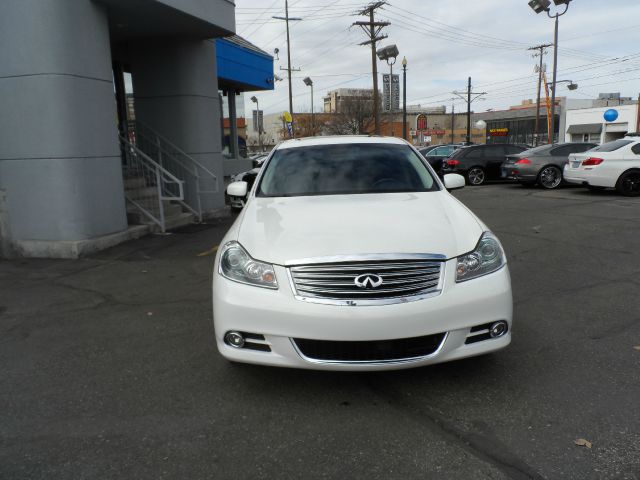 2008 Infiniti M35 9Y
