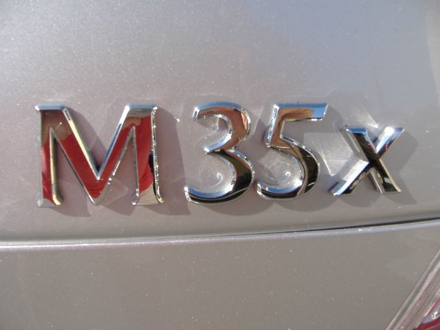 2008 Infiniti M35 9Y