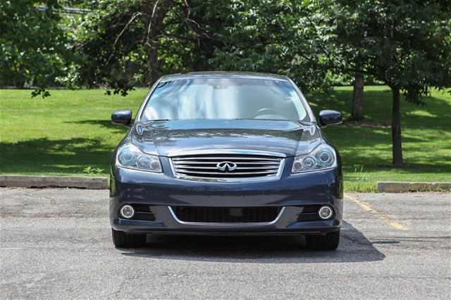 2010 Infiniti M35 Unknown