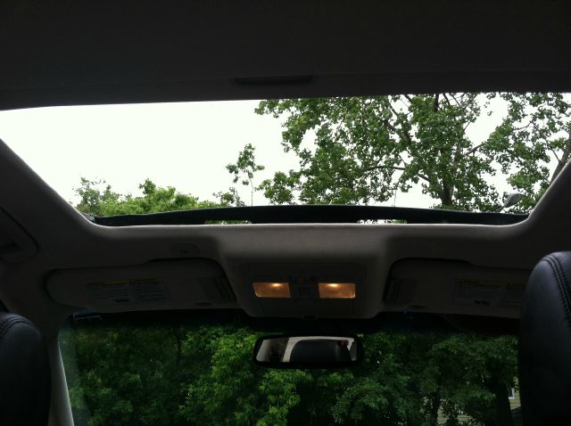 2007 Infiniti M35x 2006 Hyundai LX