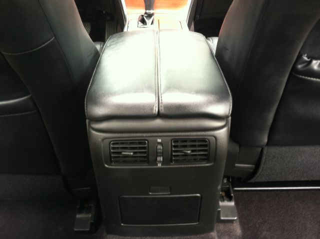 2007 Infiniti M35x 2006 Hyundai LX