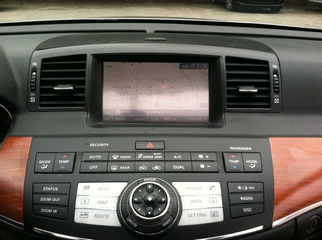 2007 Infiniti M35x 2006 Hyundai LX