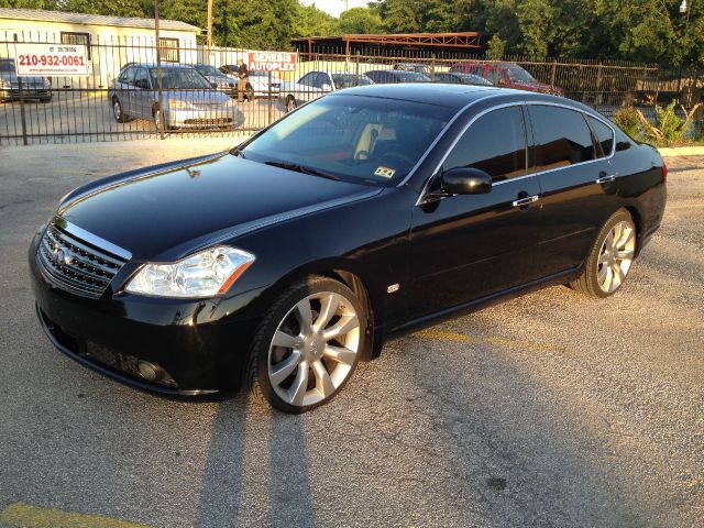 2007 Infiniti M35x 9Y