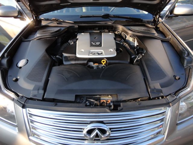 2010 Infiniti M35x 4dr Sdn GS