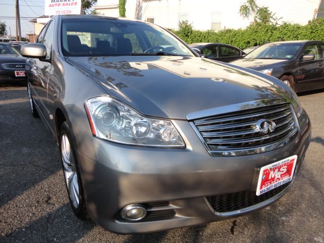 2010 Infiniti M35x 4dr Sdn GS