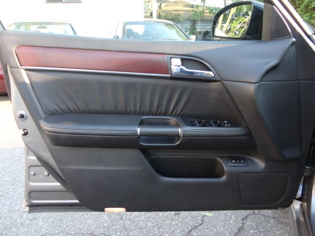 2010 Infiniti M35x 4dr Sdn GS