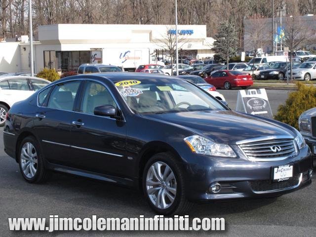 2010 Infiniti M35x Base