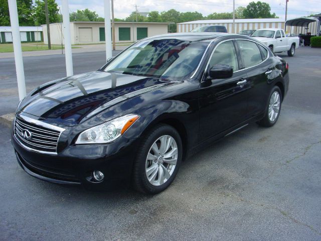 2011 Infiniti M37 REG CAB 4X4 LOW Miles