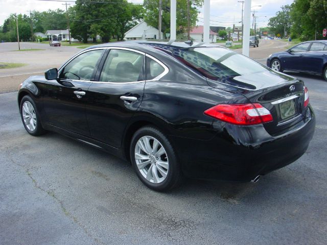 2011 Infiniti M37 REG CAB 4X4 LOW Miles