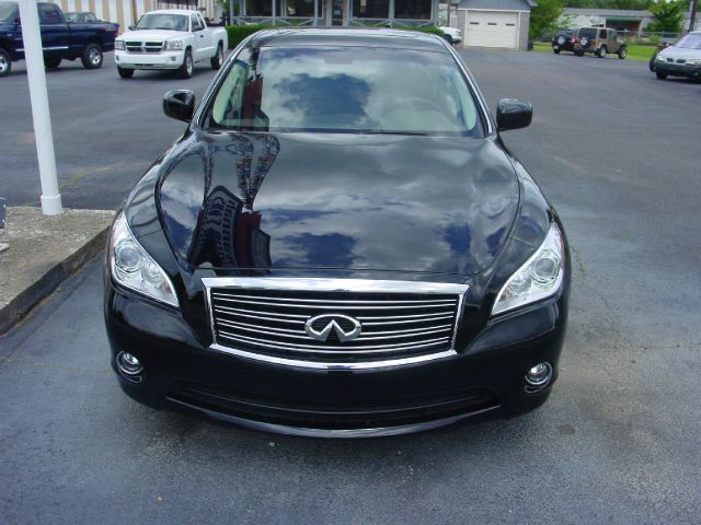 2011 Infiniti M37 REG CAB 4X4 LOW Miles
