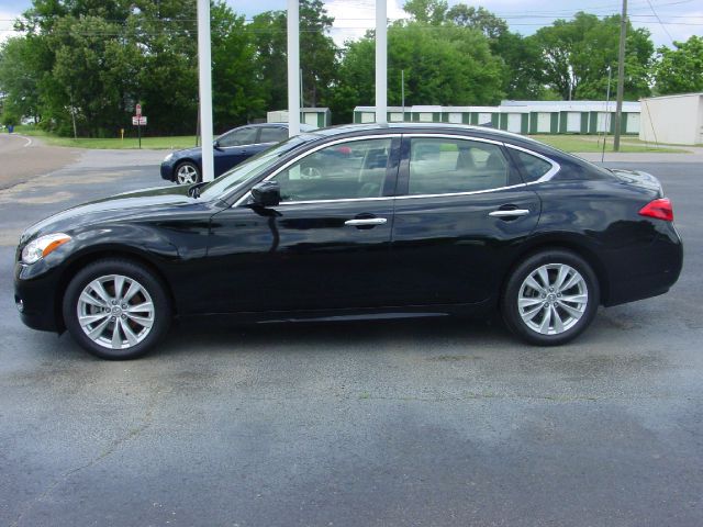 2011 Infiniti M37 REG CAB 4X4 LOW Miles
